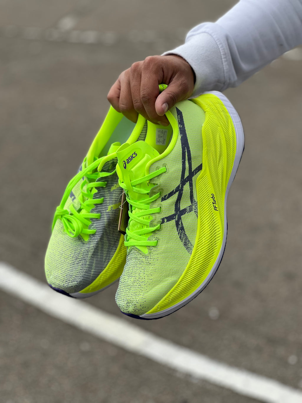 Asics Magic Speed 4