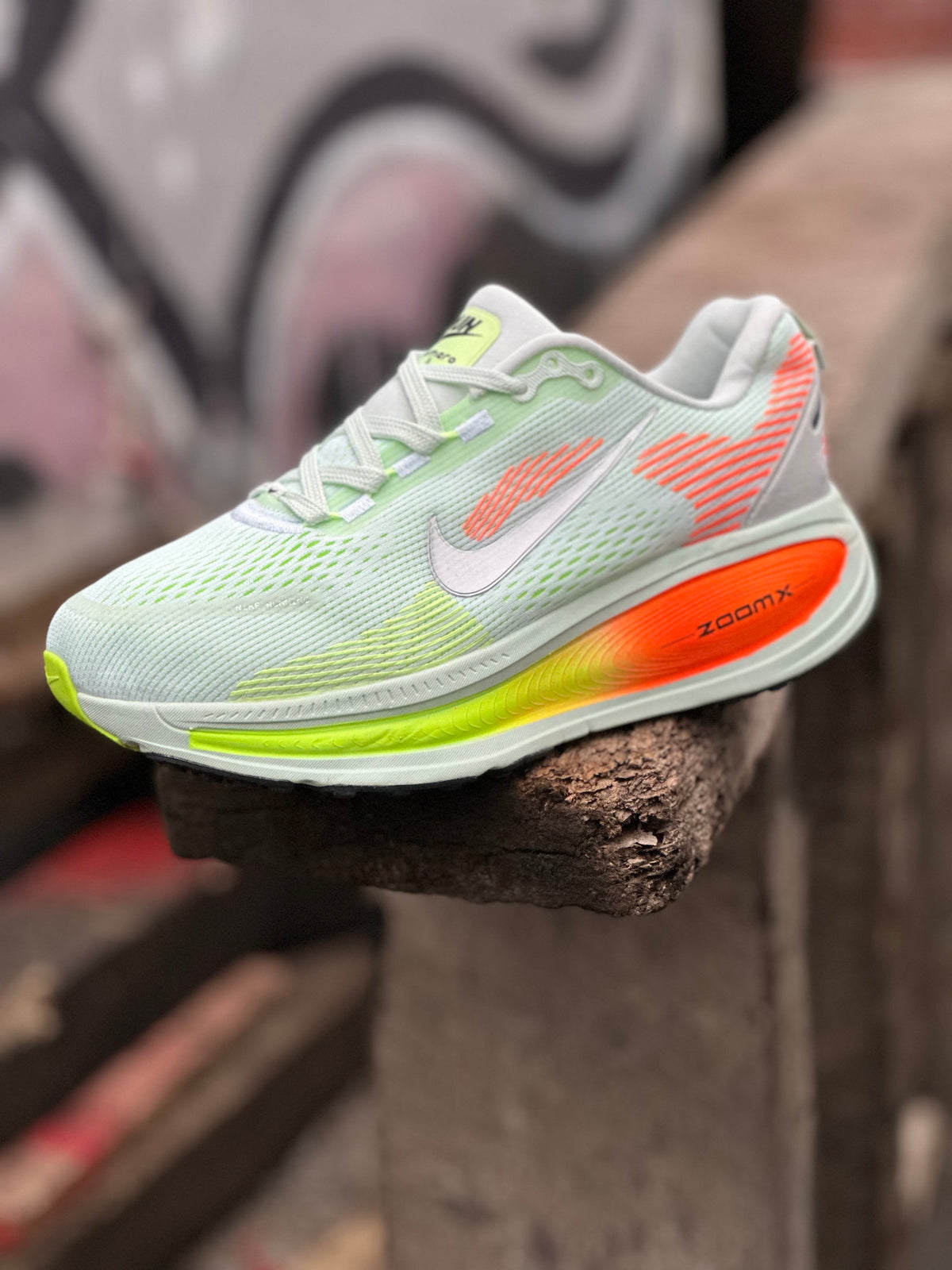 Nike Vomero 18