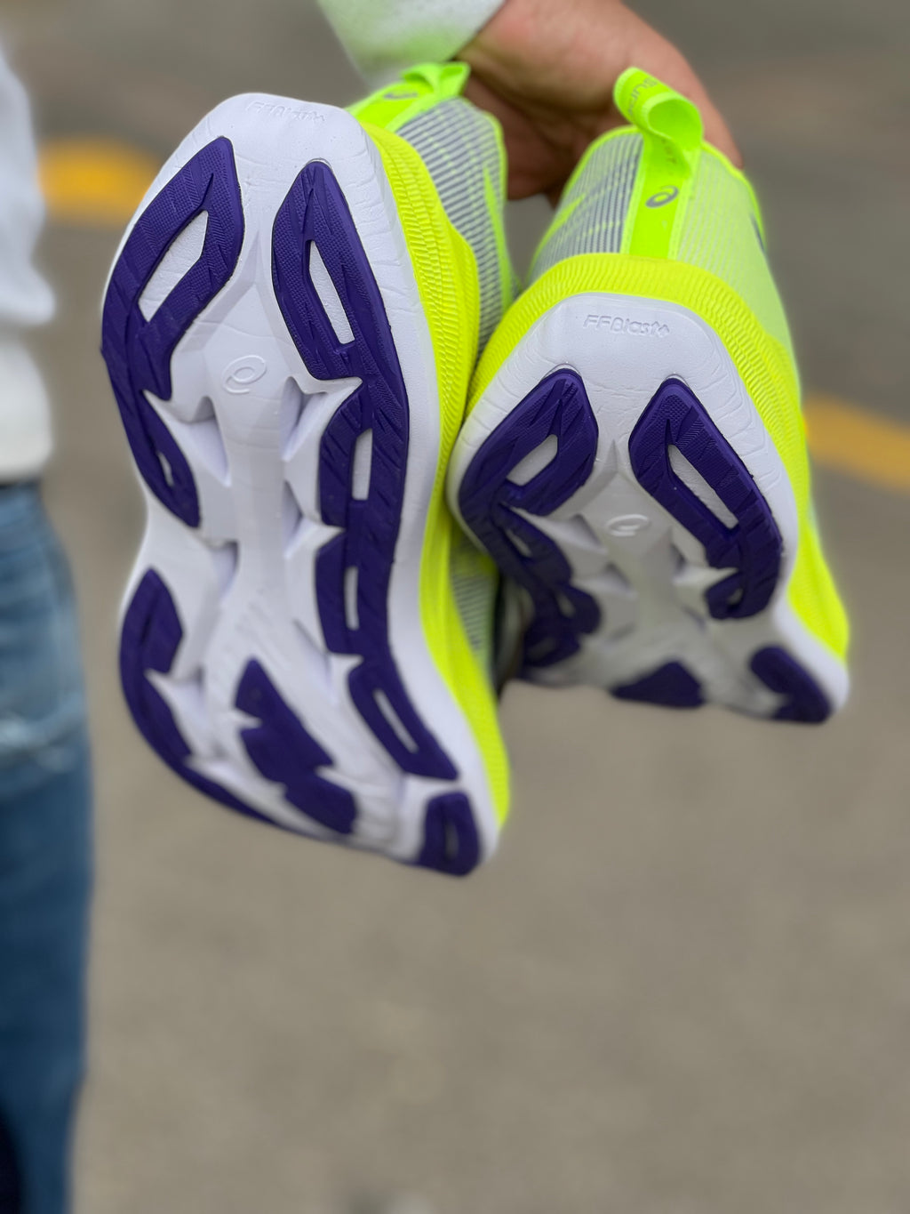 Asics Magic Speed 4