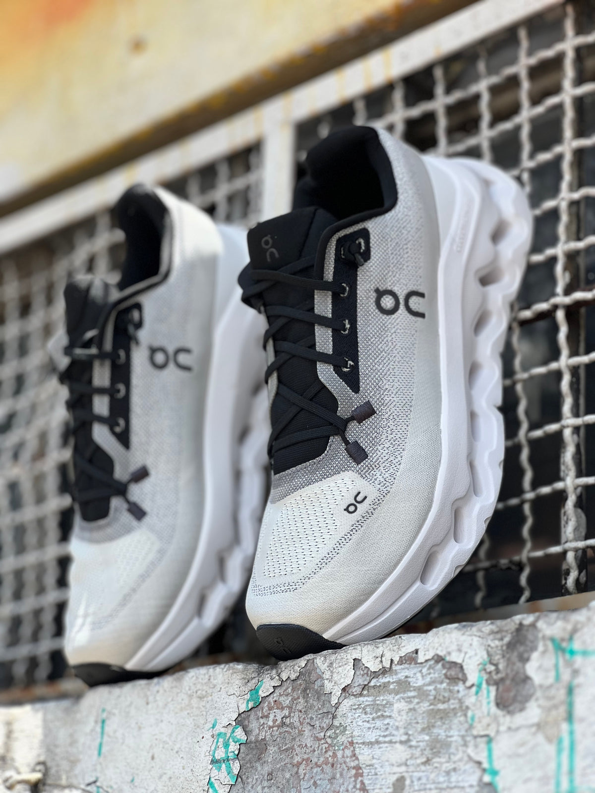 On Running tenis Cloudtilt 
ON RUNNING
tenis Cloudtilt Black/Ivory